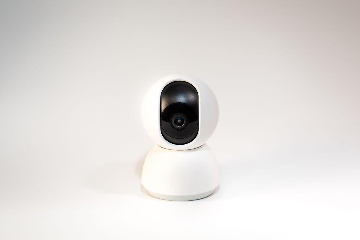 A compact indoor smart security camera